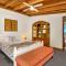Narrow Neck Lodge