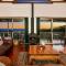 Narrow Neck Lodge