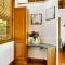 Narrow Neck Lodge
