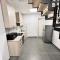 Modern Loft Center of Turin + Jacuzzi [ 30m metro] - Collegno