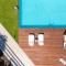 Love White Villa
