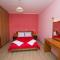 Anna Apartments