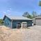 Grill and Fire Pit Blue Cabin Ozarks Getaway! - 卡姆登顿