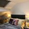 Ten Streets Bed & Breakfast
