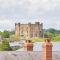 Host & Stay - Castle View