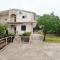 Apartments Darija