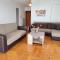THEA COURT Clio & Erato Apartments