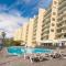 Tranquil Beachside Stay - Atlantic Gardens Beach