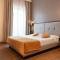 Mokinba Hotels King