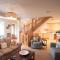 Steading Cottage - 50m from the beach