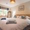 Steading Cottage - 50m from the beach