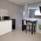 8th Street Suites