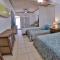 Presidential Suites 4 - Spacious condo in the heart of Flamingo, sleeps 6