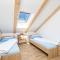 5 Bedroom Amazing Apartment In Viskovo