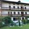 Dimora Fiorita Senior My Holiday Home - Varallo