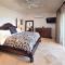 Sweet Dream Villa with Private Pool in Sugar Hill! - 圣詹姆斯