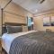 Cashiers Getaway with Decks and Golf Course Views - 凯什尔斯