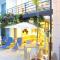 Zehn House
