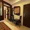 Silver Suite