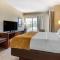 Comfort Suites Myrtle Beach Central - Myrtle Beach
