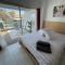 Naturist Port Ambonne Melrose View