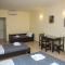 Adonis Hotel