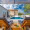 Holiday home Dusak with swimming pool and jacuzzi
