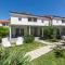 Villas Corinthia