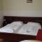 THE Z ACCOMMODATION