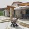 Villa Lobos (Labrini)