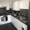 2 BR Apartment in Central Windsor 33A