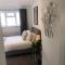 2 BR Apartment in Central Windsor 33A