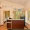 MAKERERE UNIVERSITY GUEST HOUSE