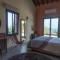 Pine and Olive Seahouse - Neo Chorio