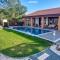Pine and Olive Seahouse