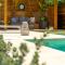 Chania Elite Homes, Enjoy a Chic Oasis by the heated Pool - 考瑙皮迪亚纳