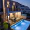 Annas Residence with Private Pool