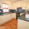 1 Closheen Lane