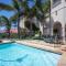 No 4 Boutique Beach House