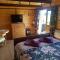 Country Bumpkin - Romantic Couples stay in Oakhill Cabin - Oakhill