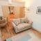 2 Chandlers Yard - Burry Port