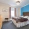 NEW Four Bedroom House - all rooms ensuite - Stirling