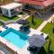 Villa Liana , private Villa with pool and garden - Vergia