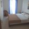 Apartments Jakov - Starigrad