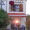 Eva Gardens corner house with stunning garden and huge swimming pool next to CORAL BAY