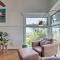 Serene Cape Cod Escape with Private Ocean Overlook! - ماشبي