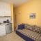 Alexandras On The Beach and Pool apt