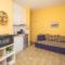 Alexandras On The Beach and Pool apt