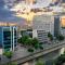 Artsy Riverside Suite - 1BR Amazing central apartment - بوخارست