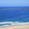 1205OnTheGoldenMile - 4 Sleeper Ocean View with Pool & Braai at 10 South - Durban